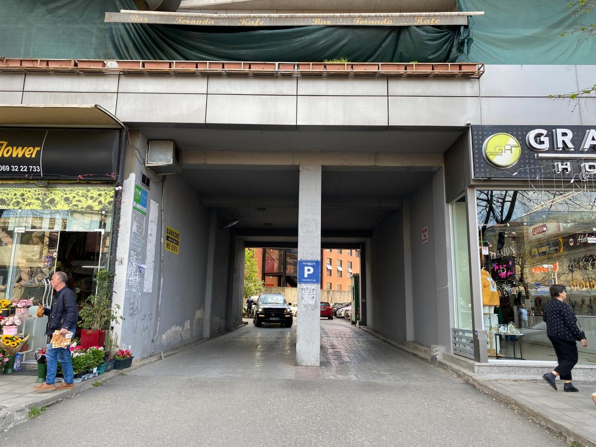 Central Cozy Apartment Tirana Exterior foto